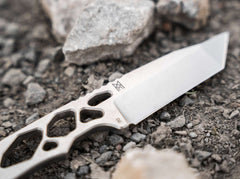Cuțit Böker Plus Superlight Tanto – Compact, Extrem de Robust și Design Industrial