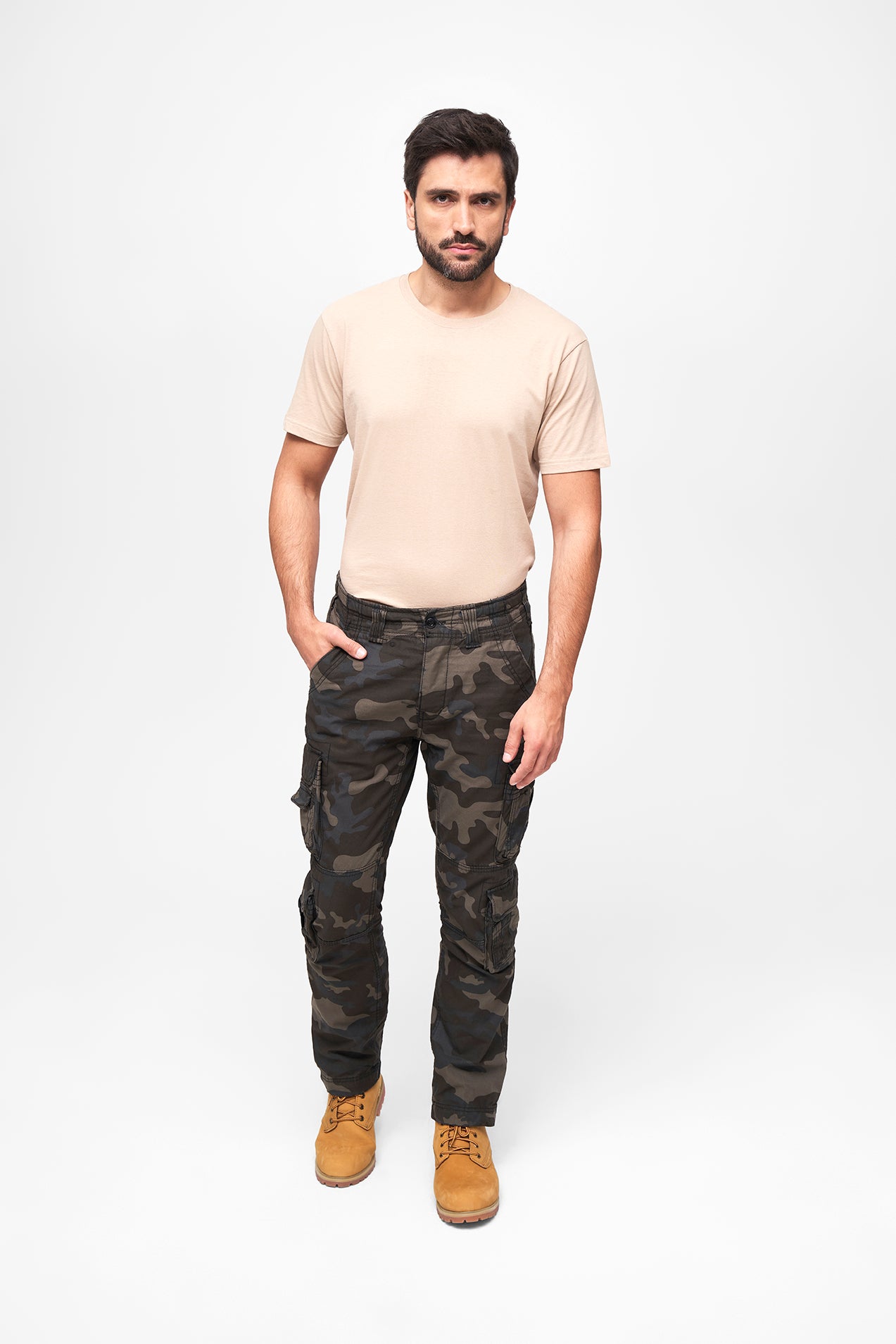 Pantaloni Pure Slim Fit Dark Camo Brandit - Stil si Functionalitate