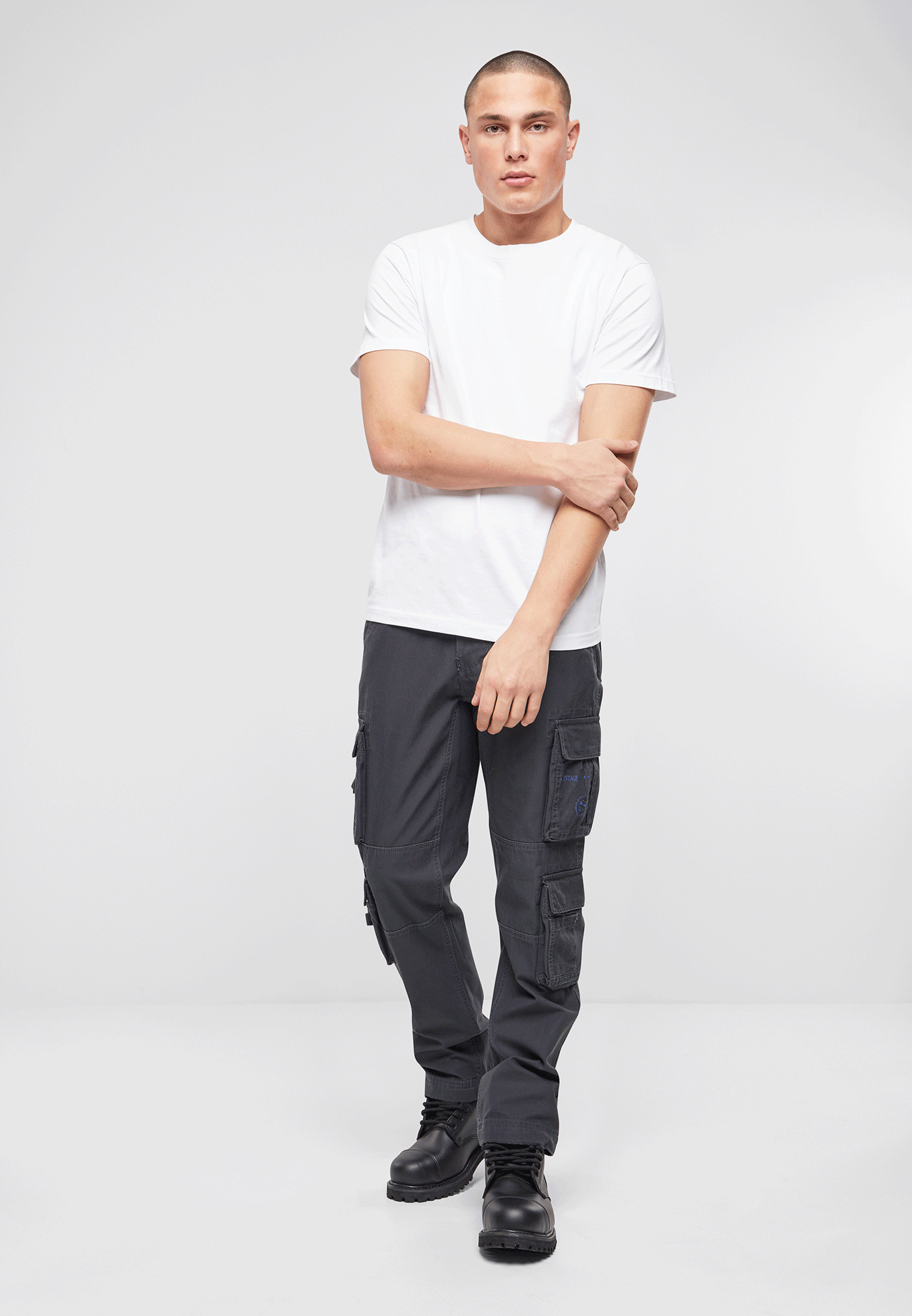 Pantaloni Pure Slim Fit Anthracite Brandit - Stil Modern si Confort