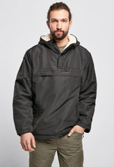 Geaca de Vant Sherpa Negru Brandit - Caldura si Mobilitate