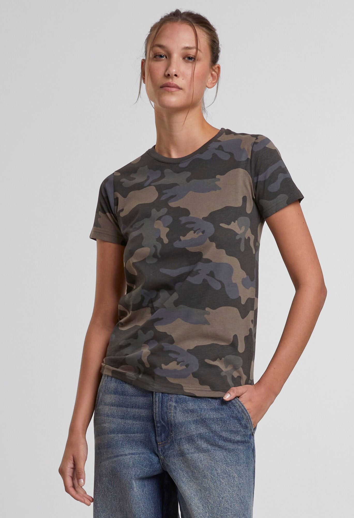 Tricou Dark Camo Dama Brandit - Confort Tactic Zilnic