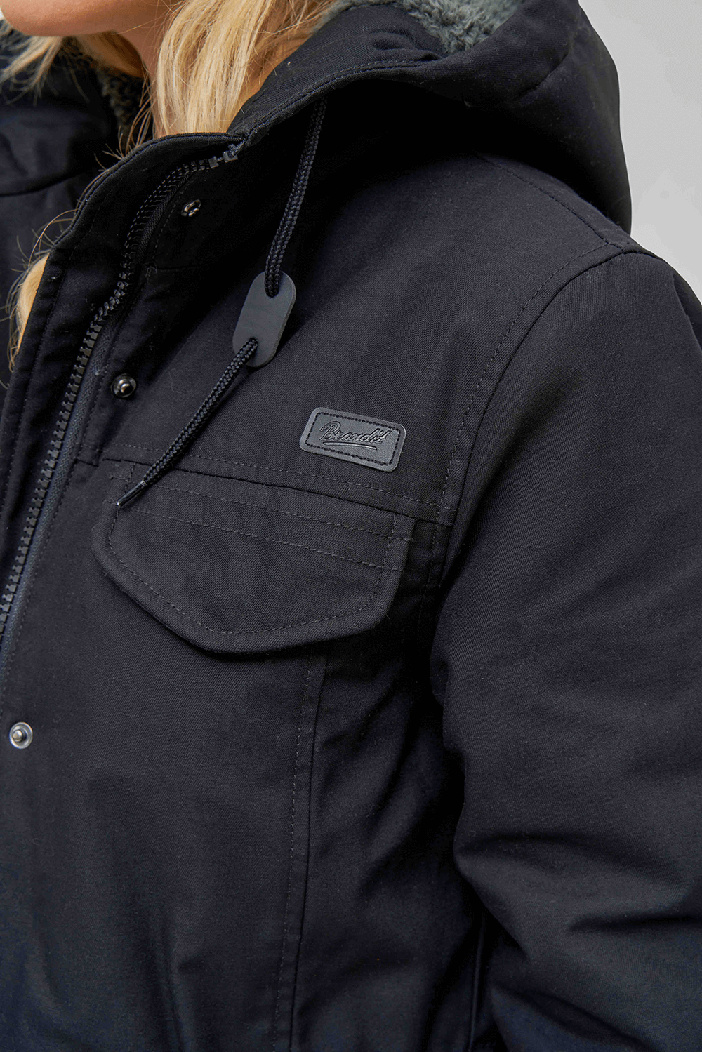 Parka Marsh Lake Negru Dama Brandit - Caldura si Stil Urban