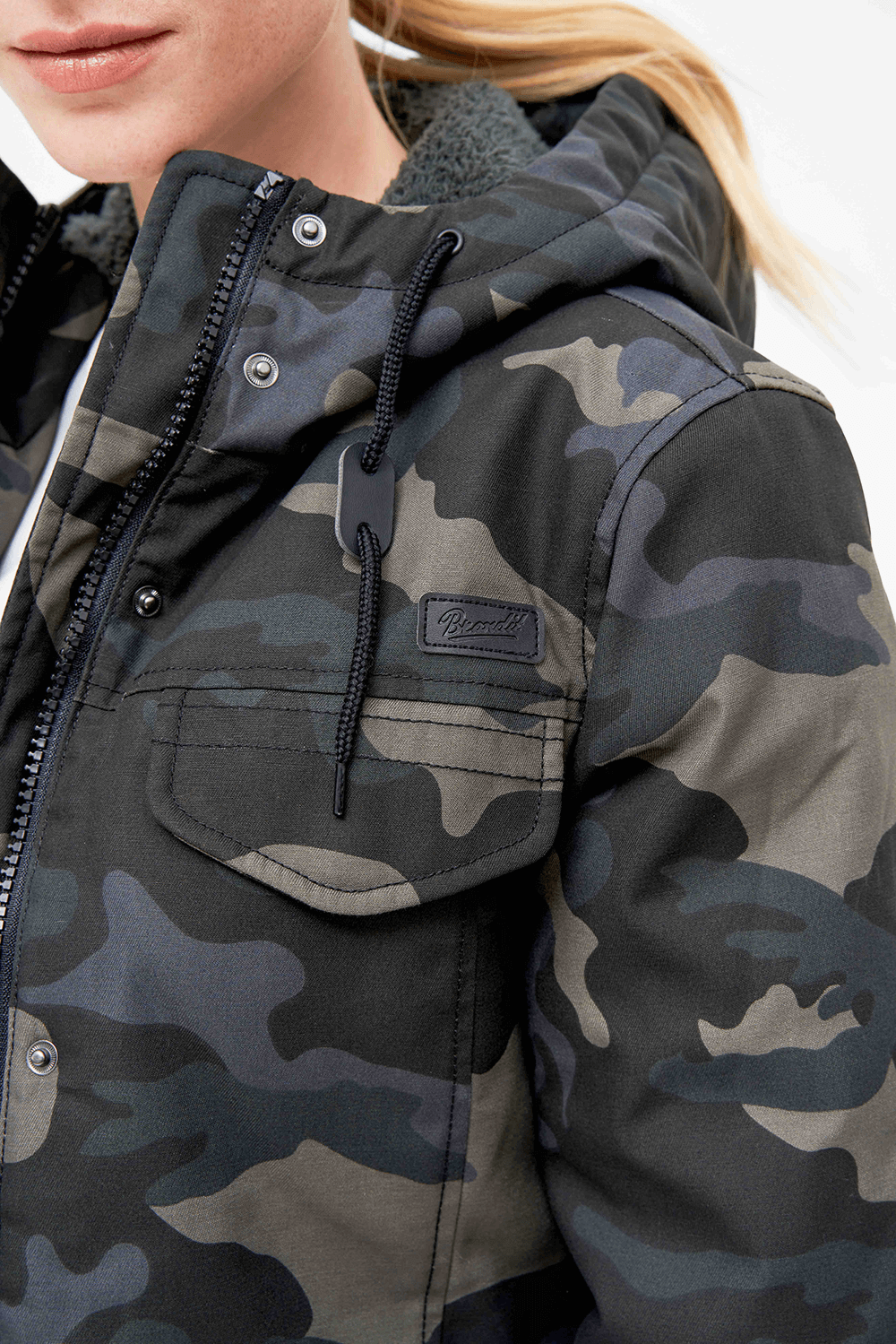 Parka Marsh Lake Dark Camo Dama Brandit - Caldura si Stil Activ