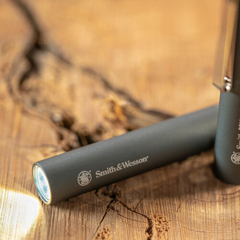 Lanterna Night Guard Micro Flashlight
