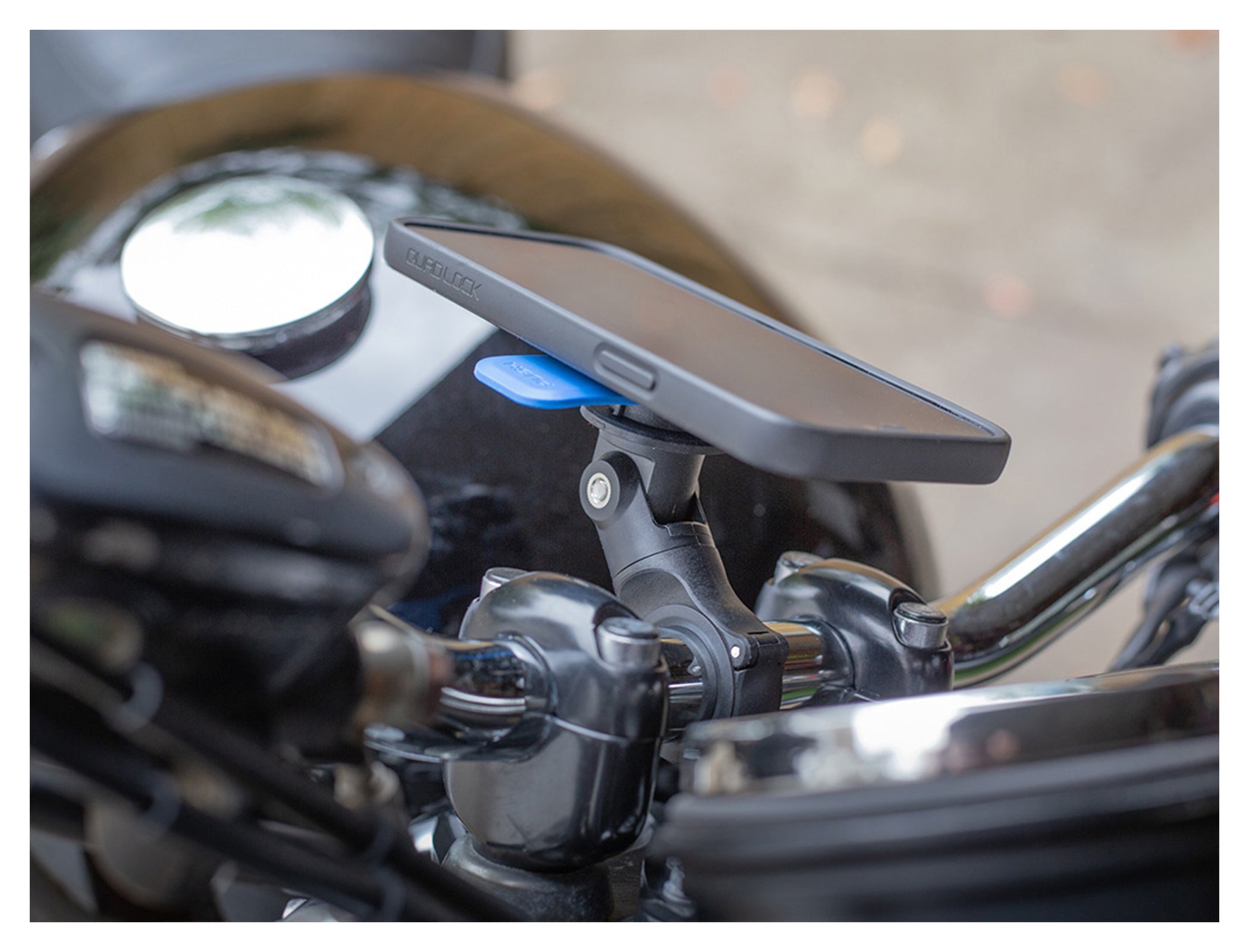 Adaptor Articulat Quad Lock pentru Suporturi Moto - Unghi Ajustabil