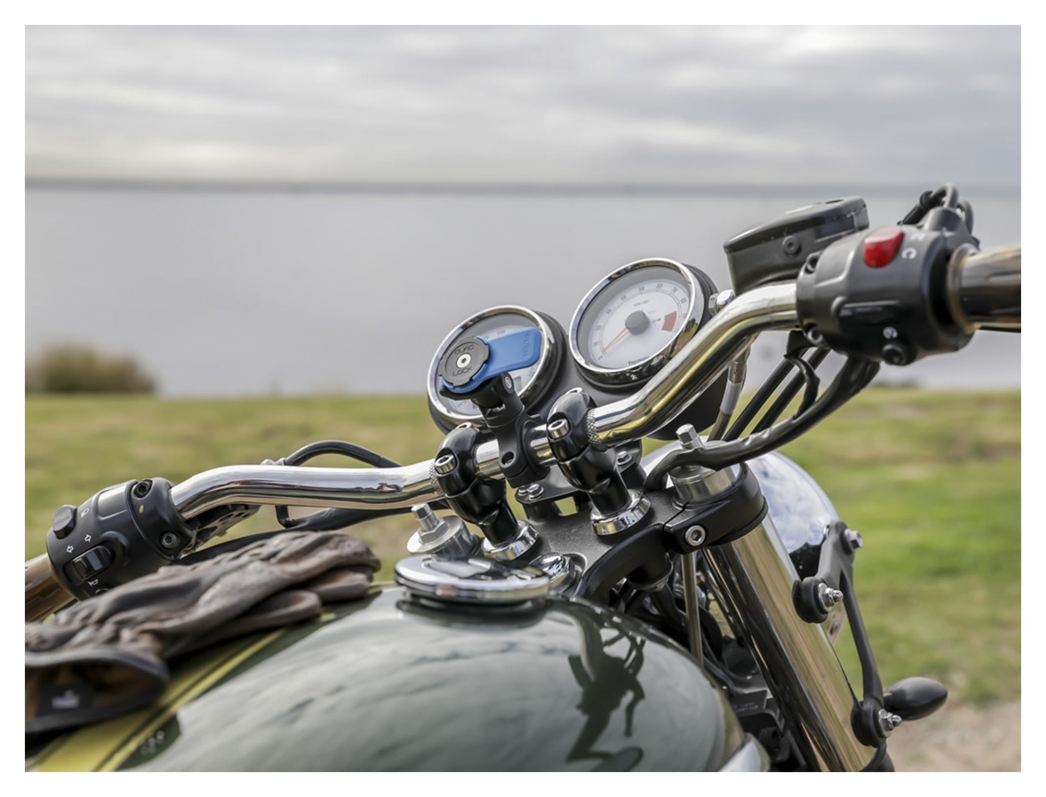 Adaptor Articulat Quad Lock pentru Suporturi Moto - Unghi Ajustabil