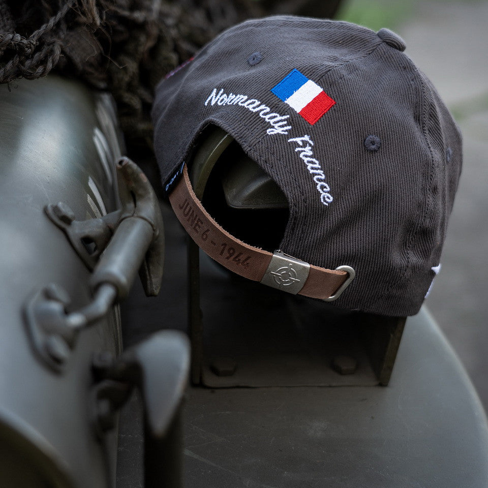 Șapcă Baseball D-Day Normandy Gri - Onor Istoric și Stil Robust