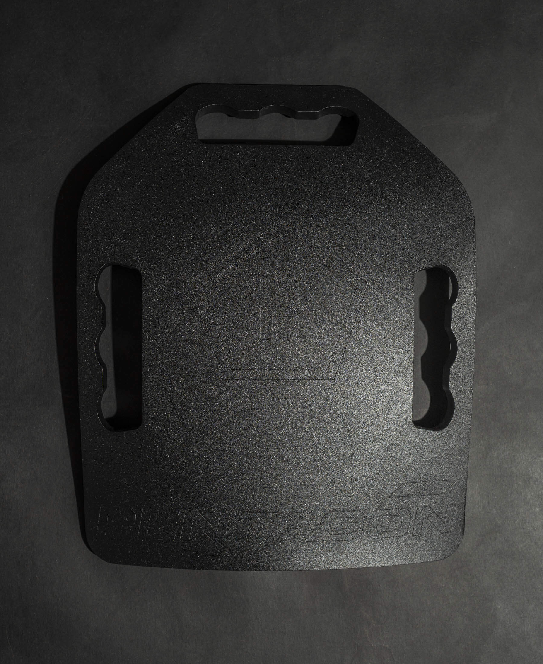 Avron™ Tac-Fitness Plate (4KG) Black Pentagon Tactical - Anatomie și Rezistență Superioară