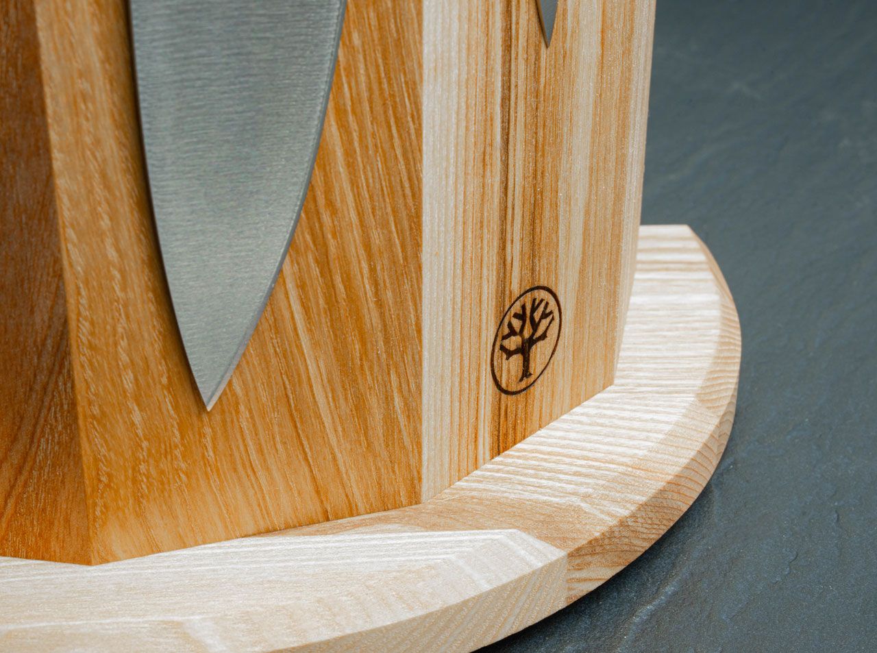 Bloc Böker Knife Block Circle Olive Böker- Suport Magnetic, Lemn Frasin