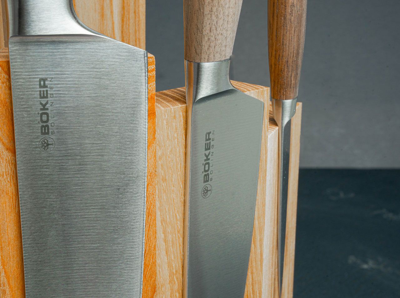 Bloc Böker Knife Block Circle Olive Böker- Suport Magnetic, Lemn Frasin