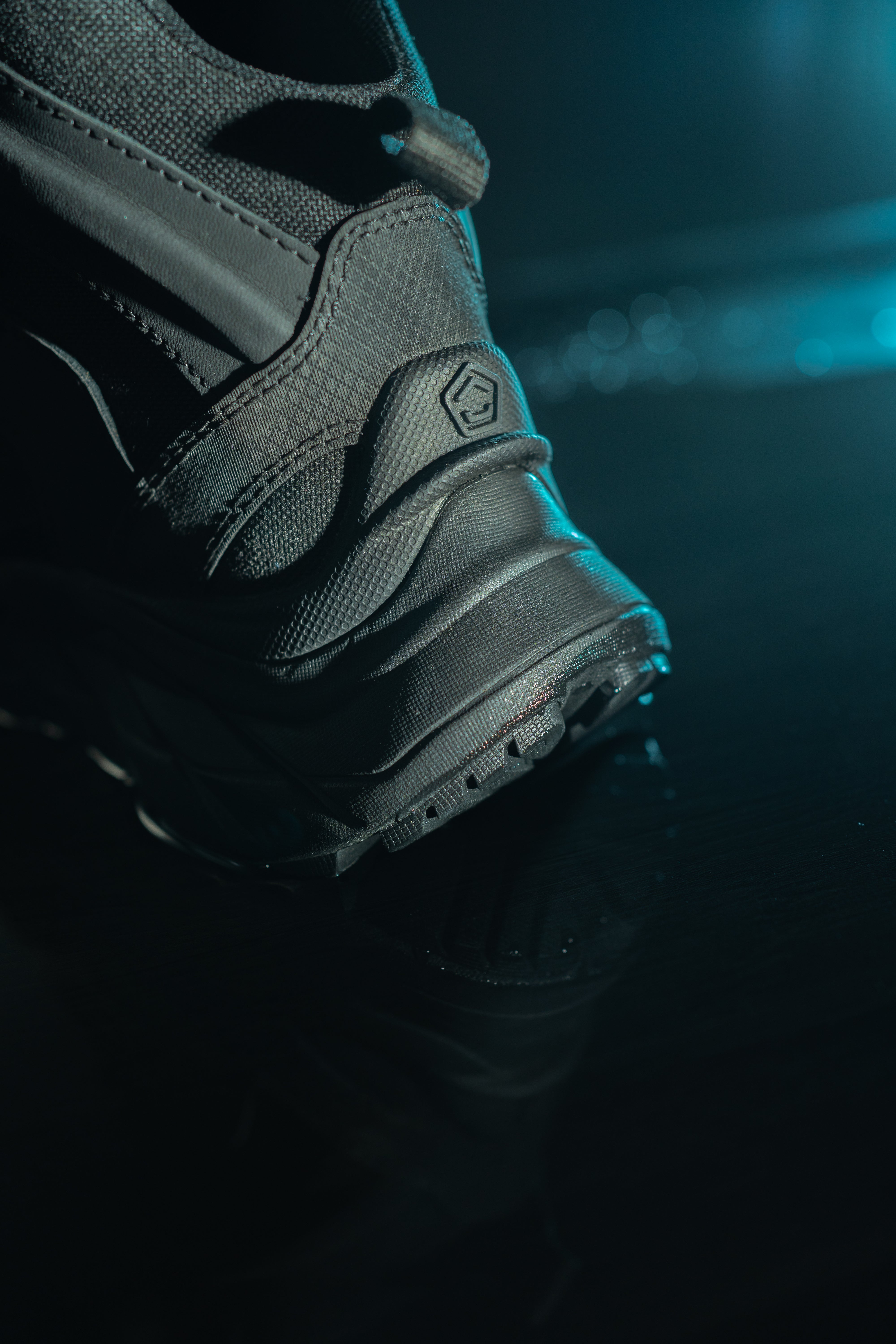 Bocanci Gravity Tactical 6 Wp Boots Black Pentagon Tactical - Protecție Completă și Stabilitate Excepțională