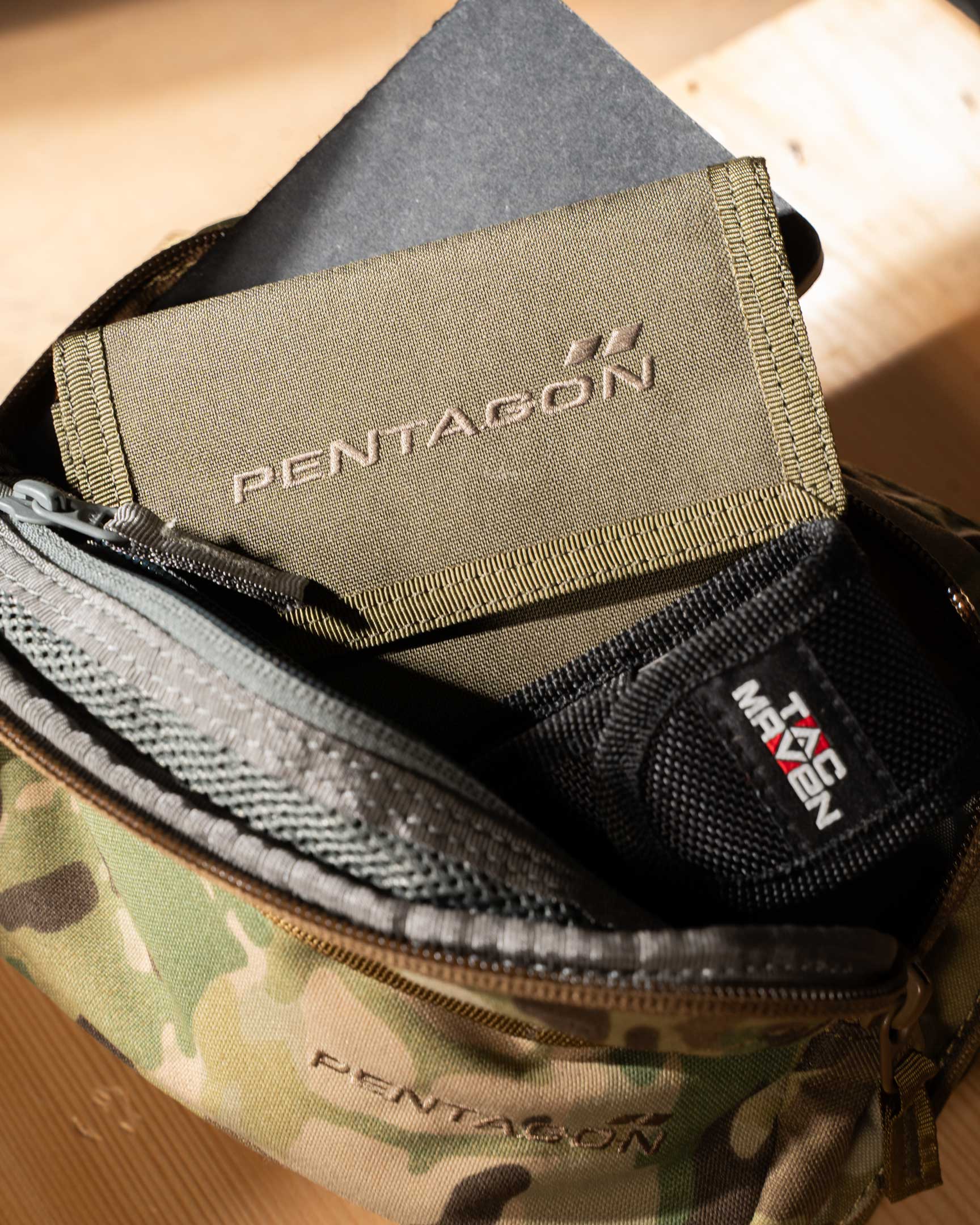Borseta Runner Multicam® -Mc Multicam Pentagon Tactical - Discreție și Acces Rapid