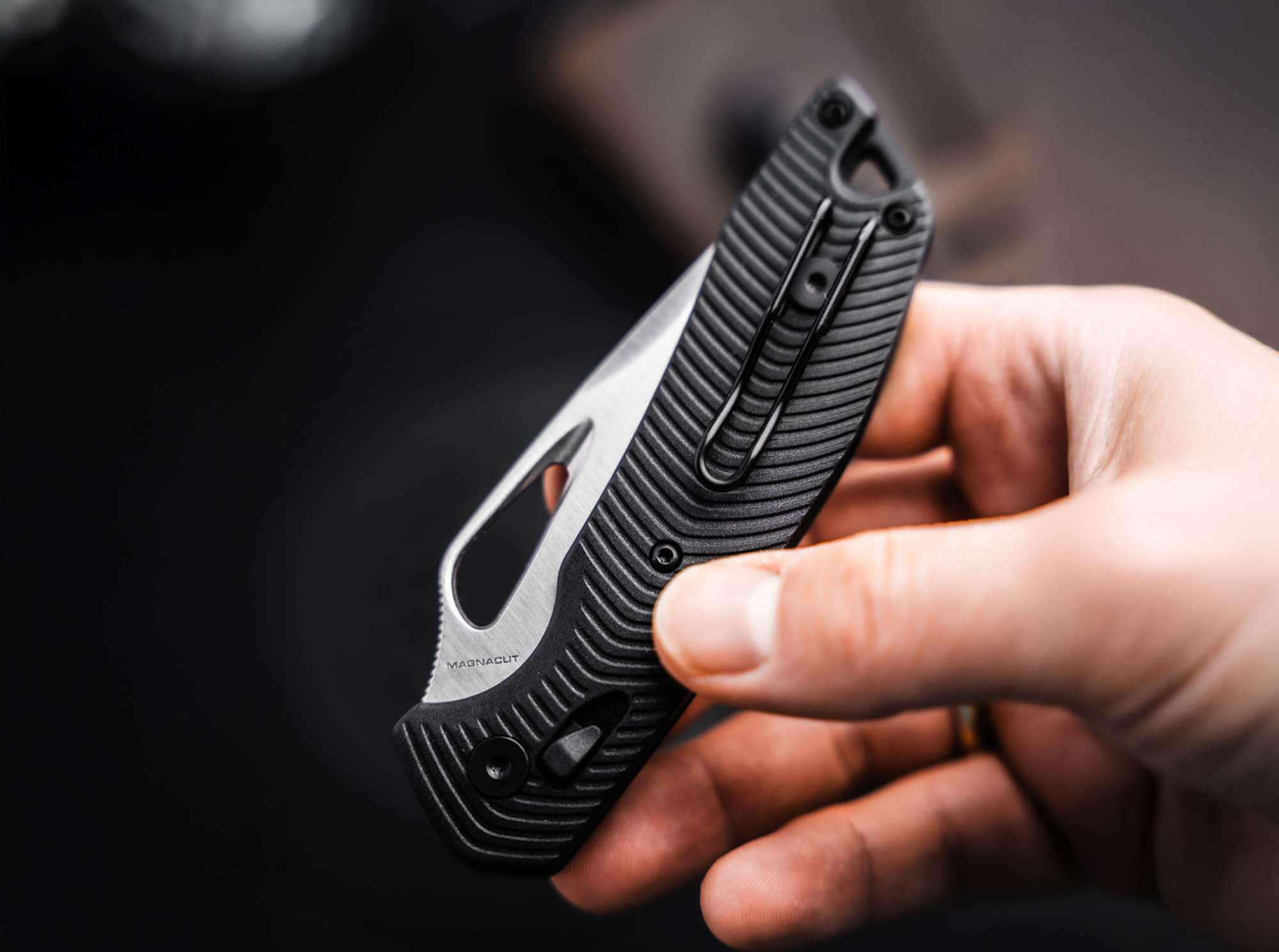 Briceag Böker DTK – Cuțit EDC Premium, Ușor și Extrem de Performant