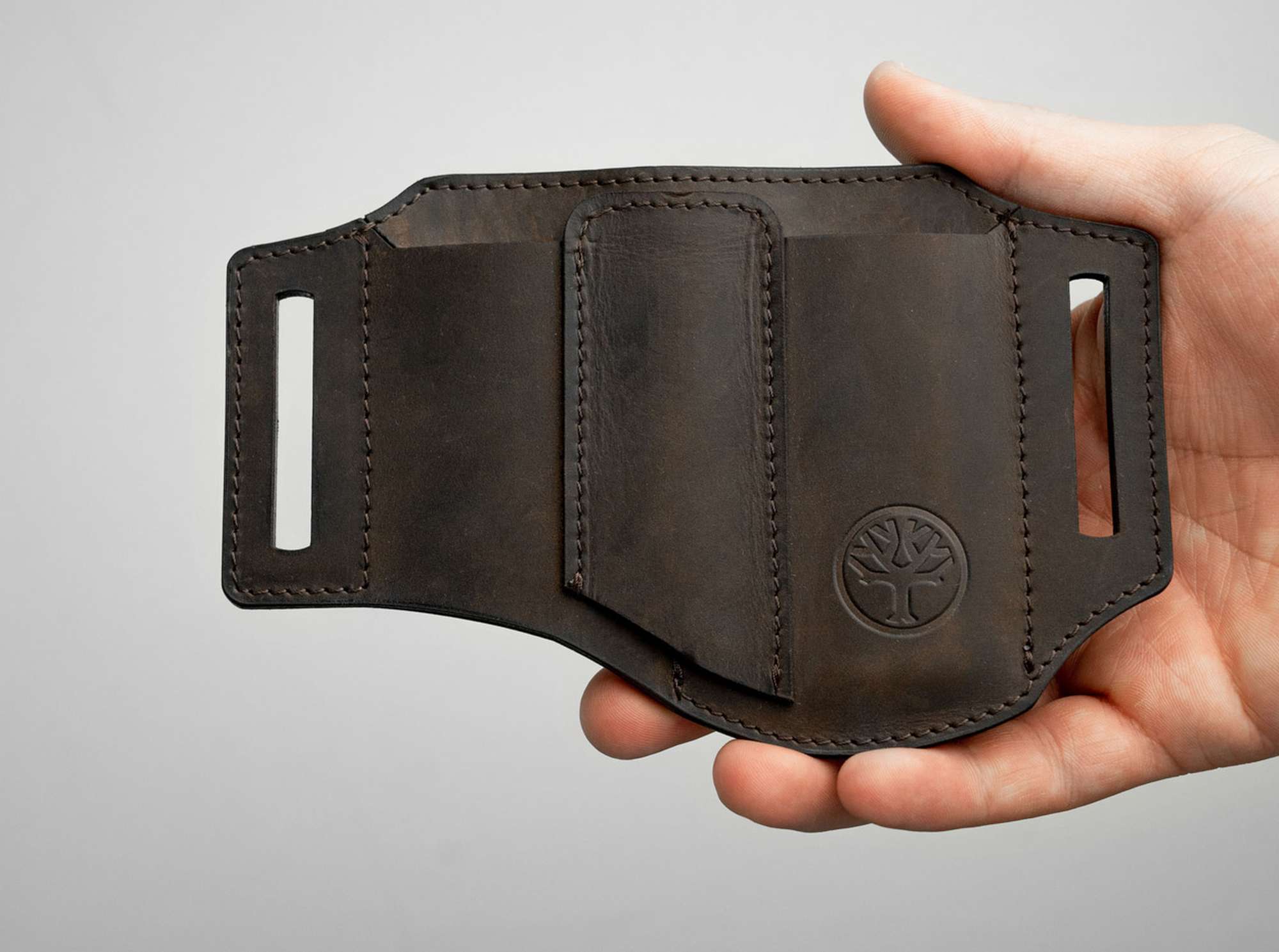 Briceag Böker Leather Holster ED-Three Brown Böker- Piele Nubuc, 3 Compartimente