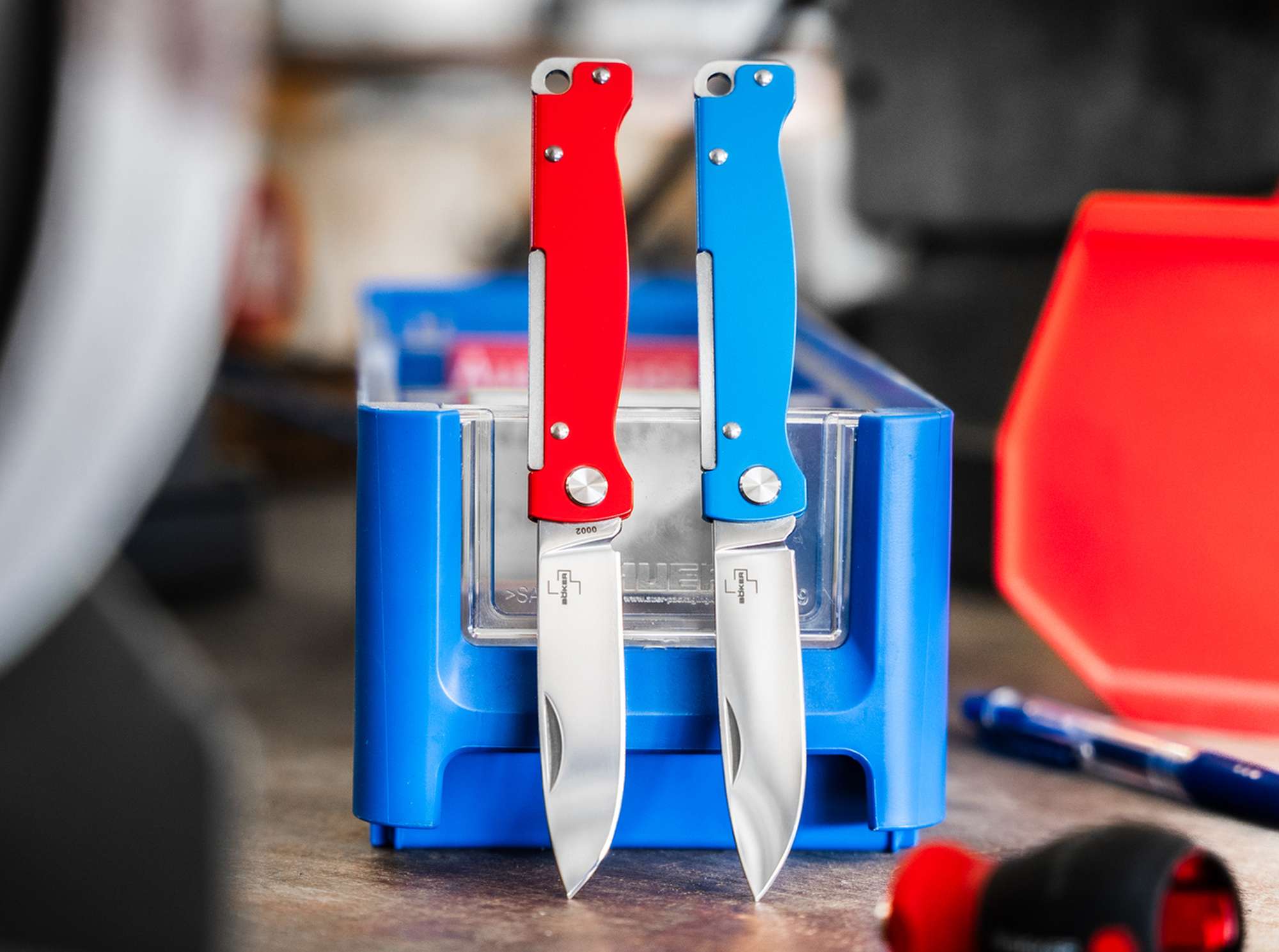 Briceag Böker Plus Atlas Blue Heinr. Böker Baumwerk GmbH- Maner Albastru, Utilizare EDC
