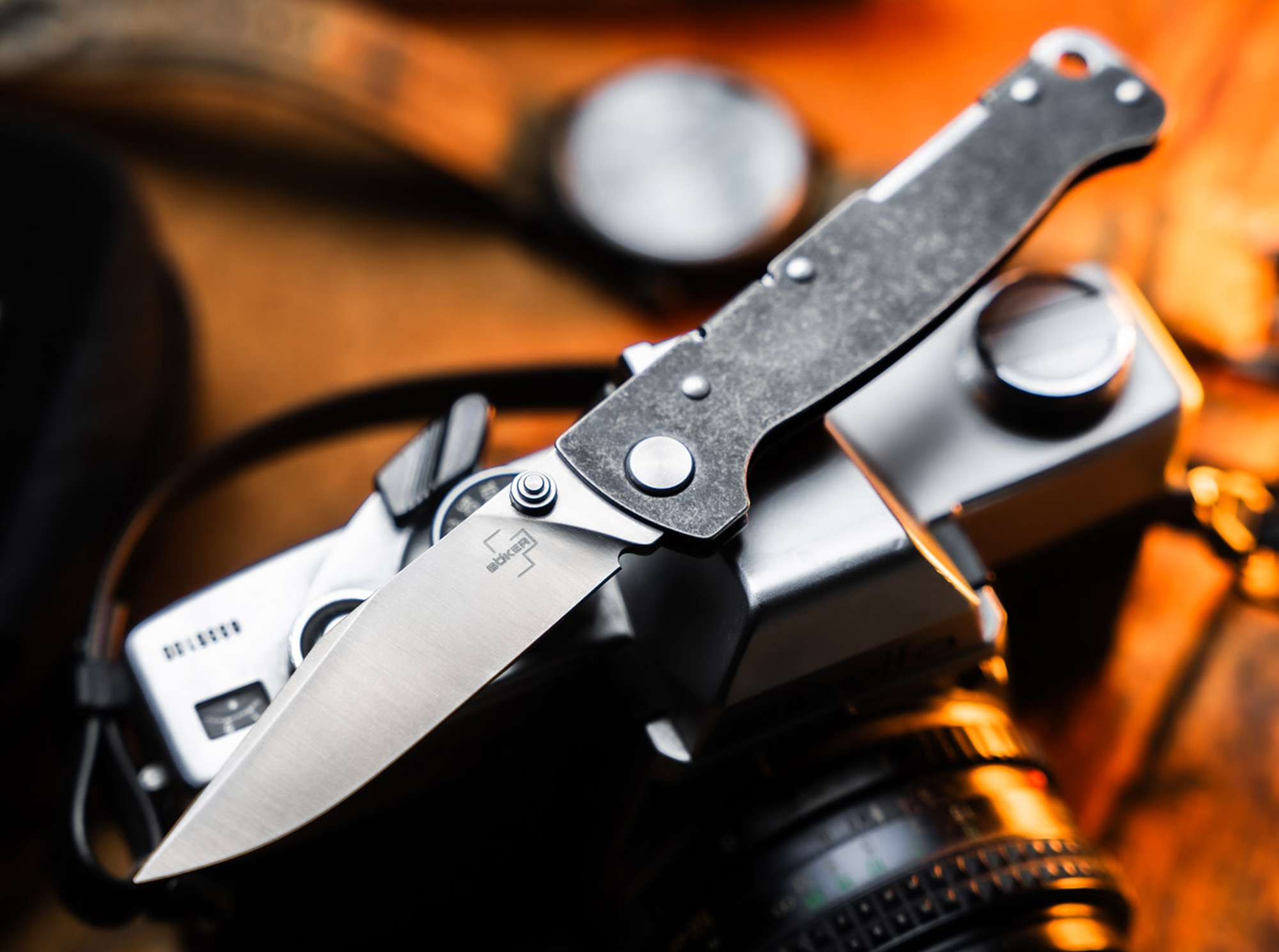 Briceag Böker Plus Atlas Clippoint TS Böker- Lamă D2, Utilizare EDC