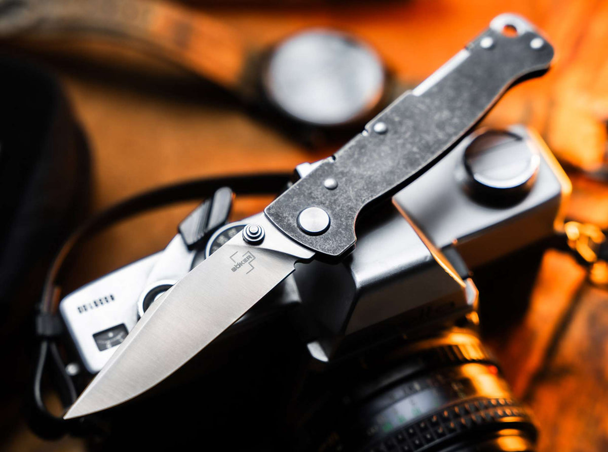 Briceag Böker Plus Atlas Clippoint TS Böker- Lamă D2, Utilizare EDC