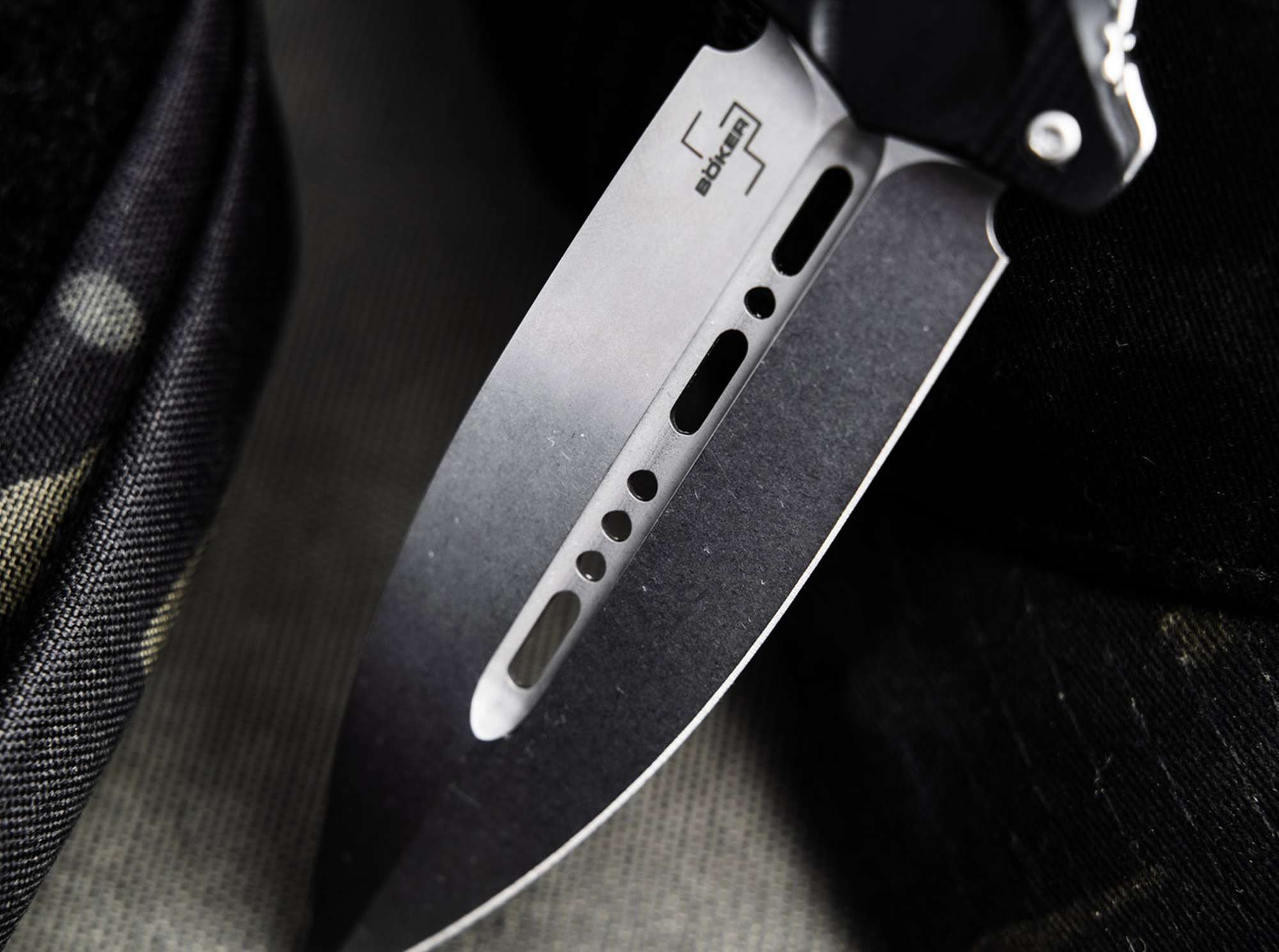 Briceag Böker Plus Cheus Heinr. Böker Baumwerk GmbH- Design Tactic, Lama VG-10
