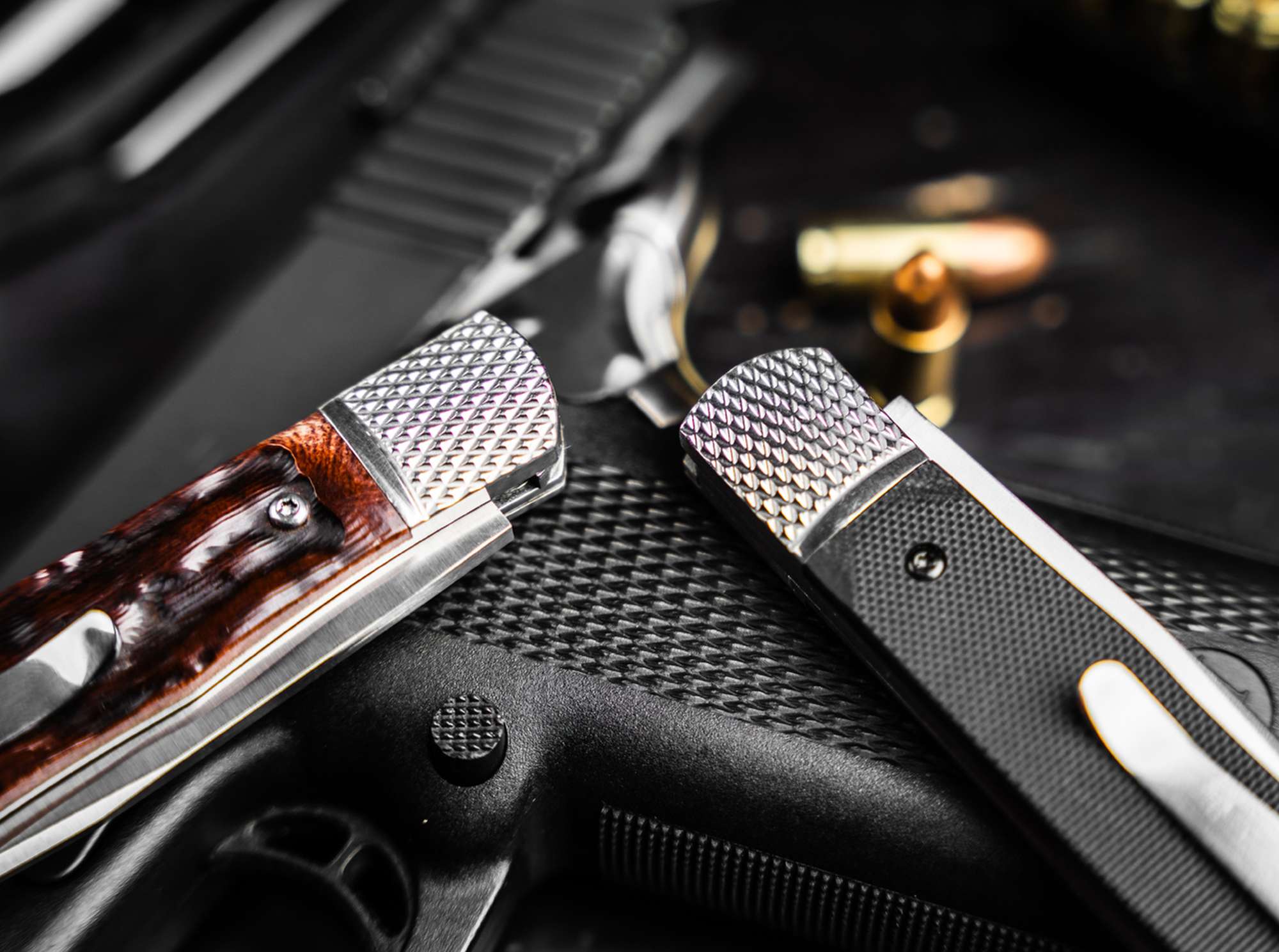 Briceag Böker Plus Hidden Release Trapper Appaloosa Bone