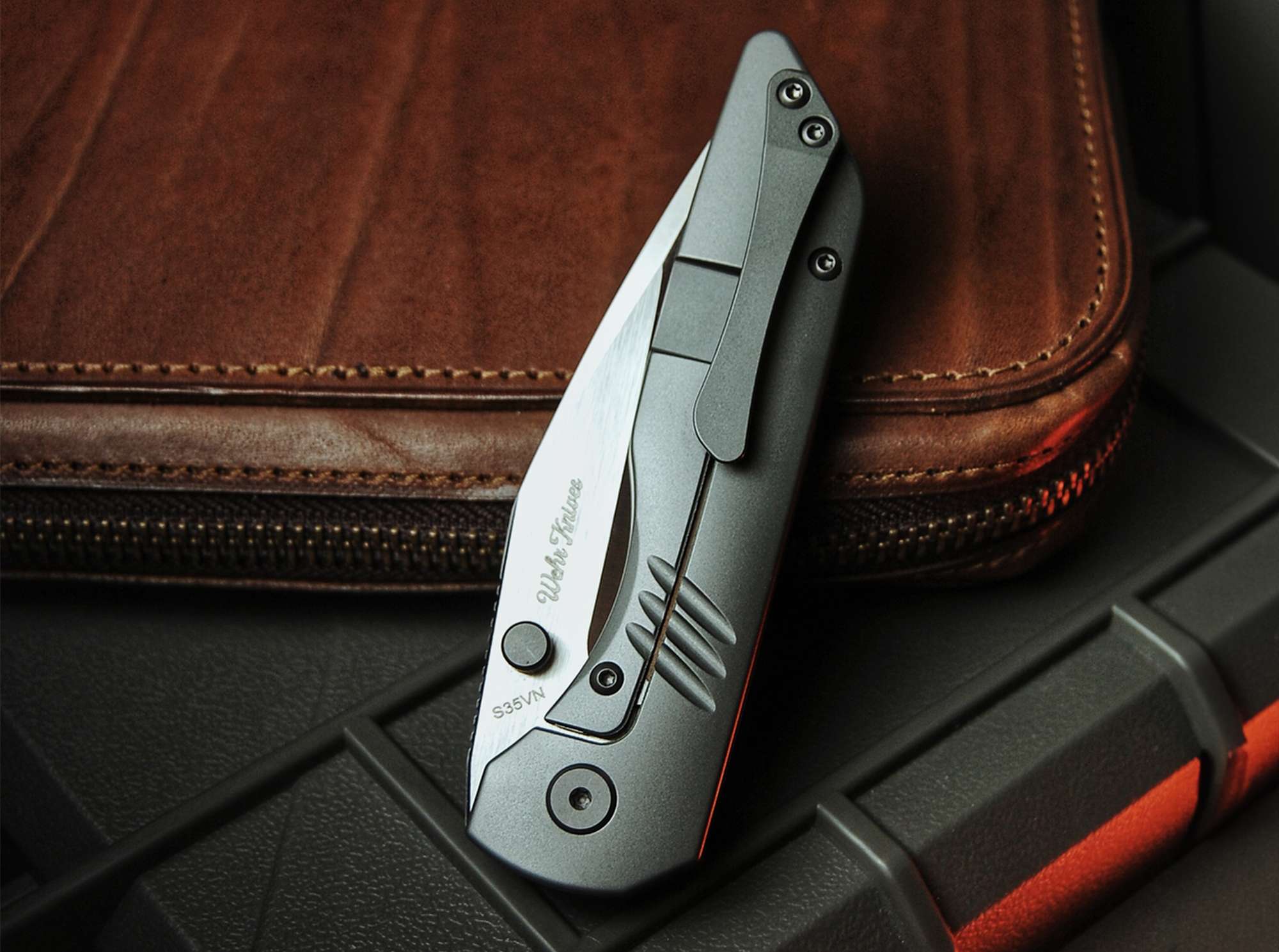 Briceag Böker Plus Max Heinr. Böker Baumwerk GmbH- Design Robust, Utilizare EDC