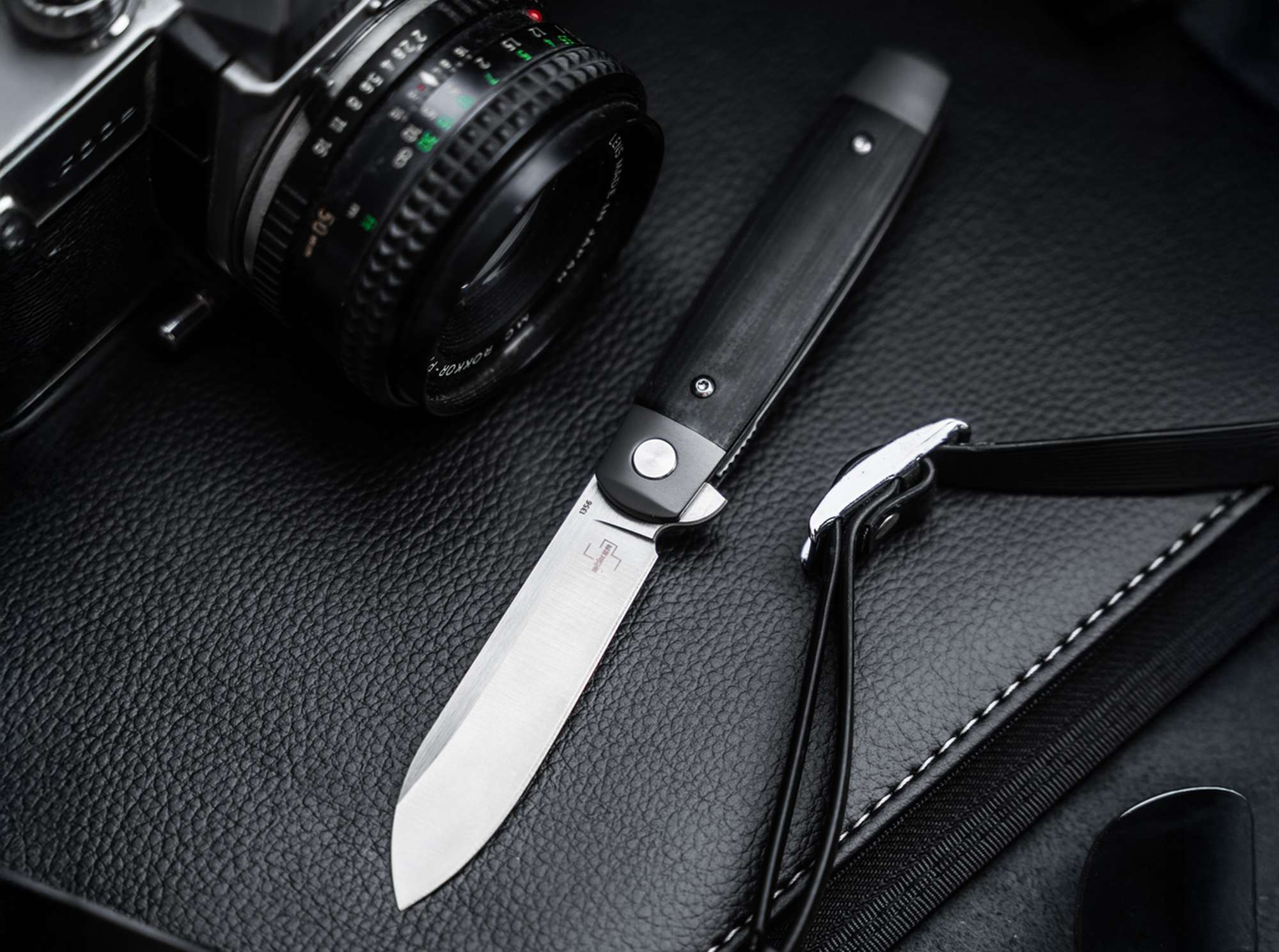 Briceag Böker Plus Modern Club Knife Böker- Design Elegant, Lama Nitro-V