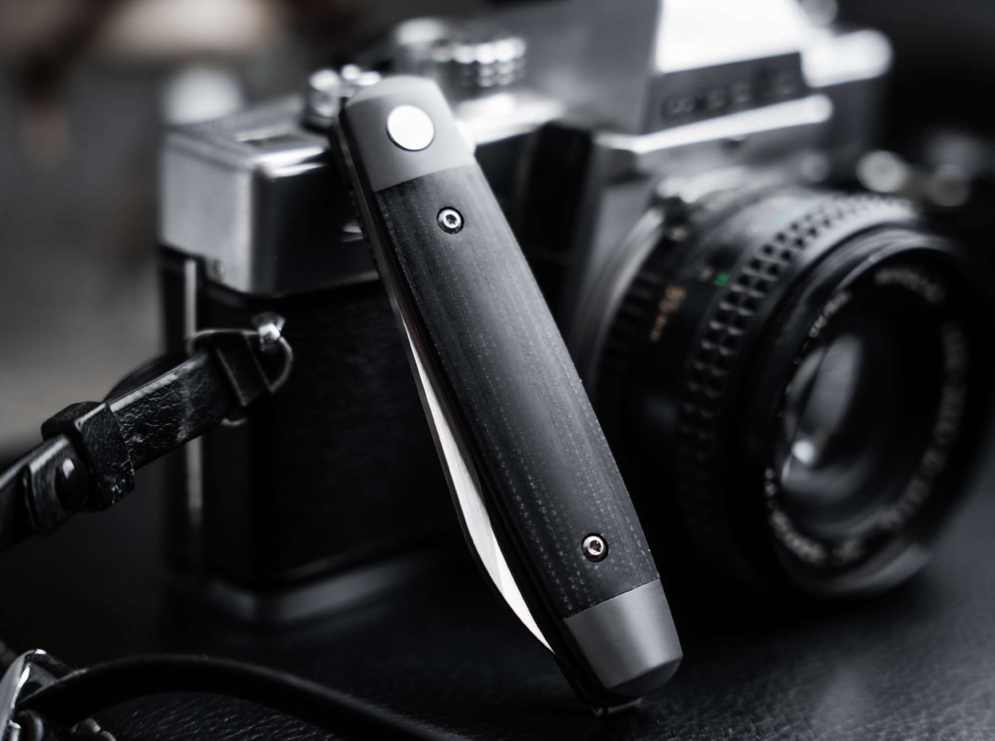 Briceag Böker Plus Modern Club Knife Böker- Design Elegant, Lama Nitro-V