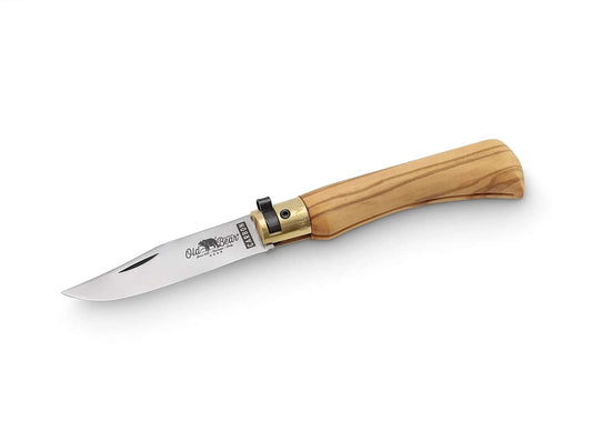 Briceag Classic Olive M Old Bear- Maner din lemn de maslin, Mecanism Twist Lock