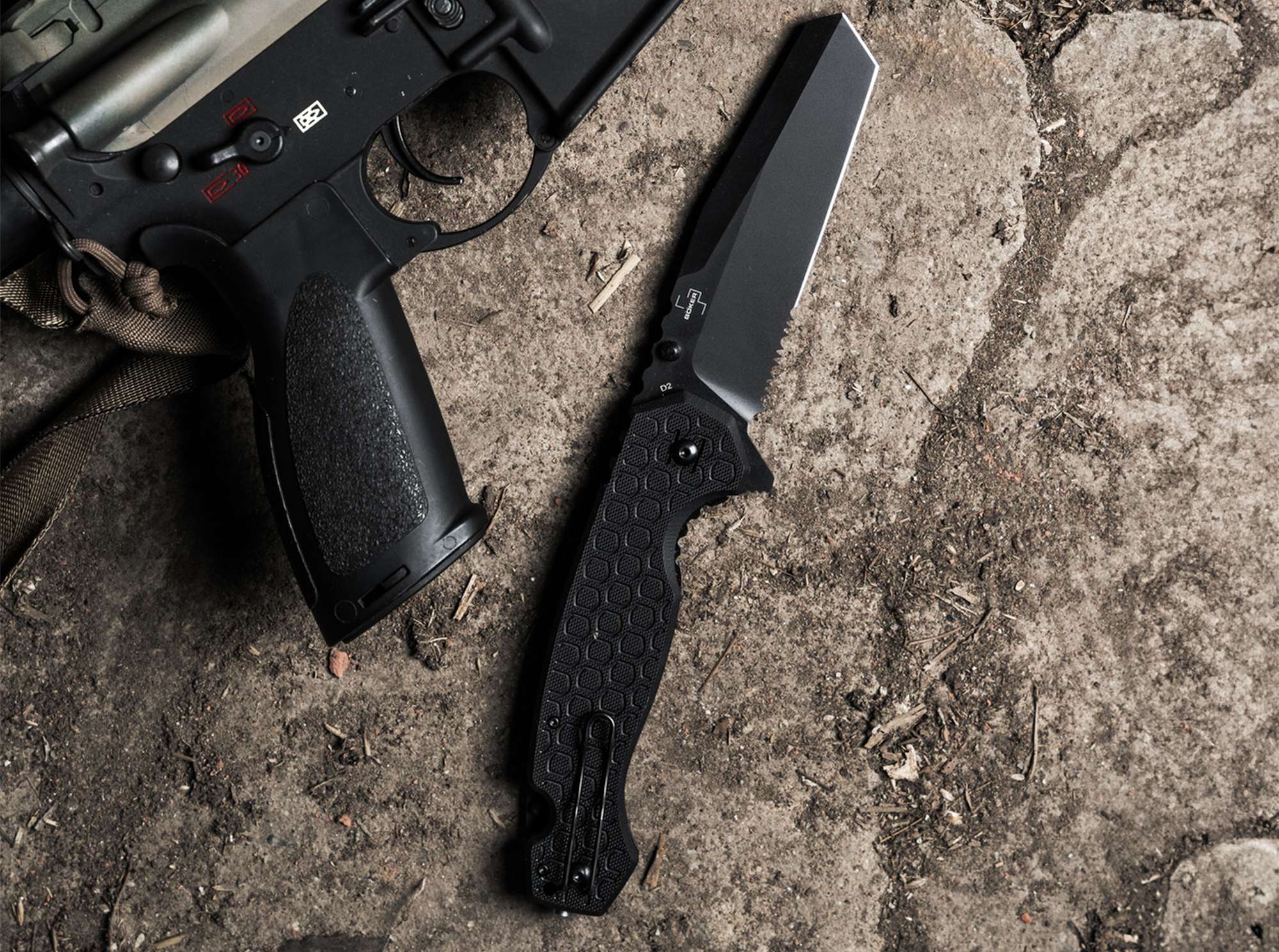 Briceag Dönges Professional Tactical Heinr. Böker Baumwerk GmbH- D2, G10