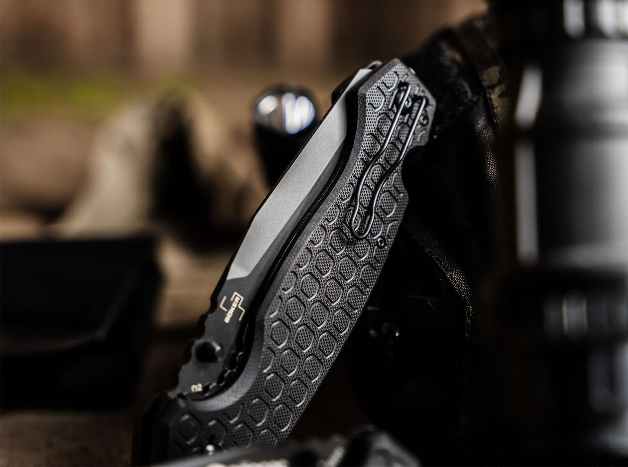 Briceag Dönges Professional Tactical Heinr. Böker Baumwerk GmbH- D2, G10