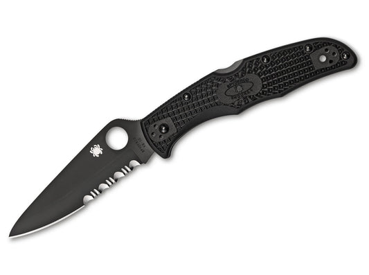 Briceag Endura 4 Black Spyderco- Extrem de Rezistent, Lama VG-10