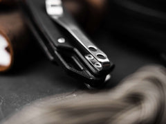 Briceag Magnum Cliff Wharn – Cuțit EDC Modern, Precis și Fiabil
