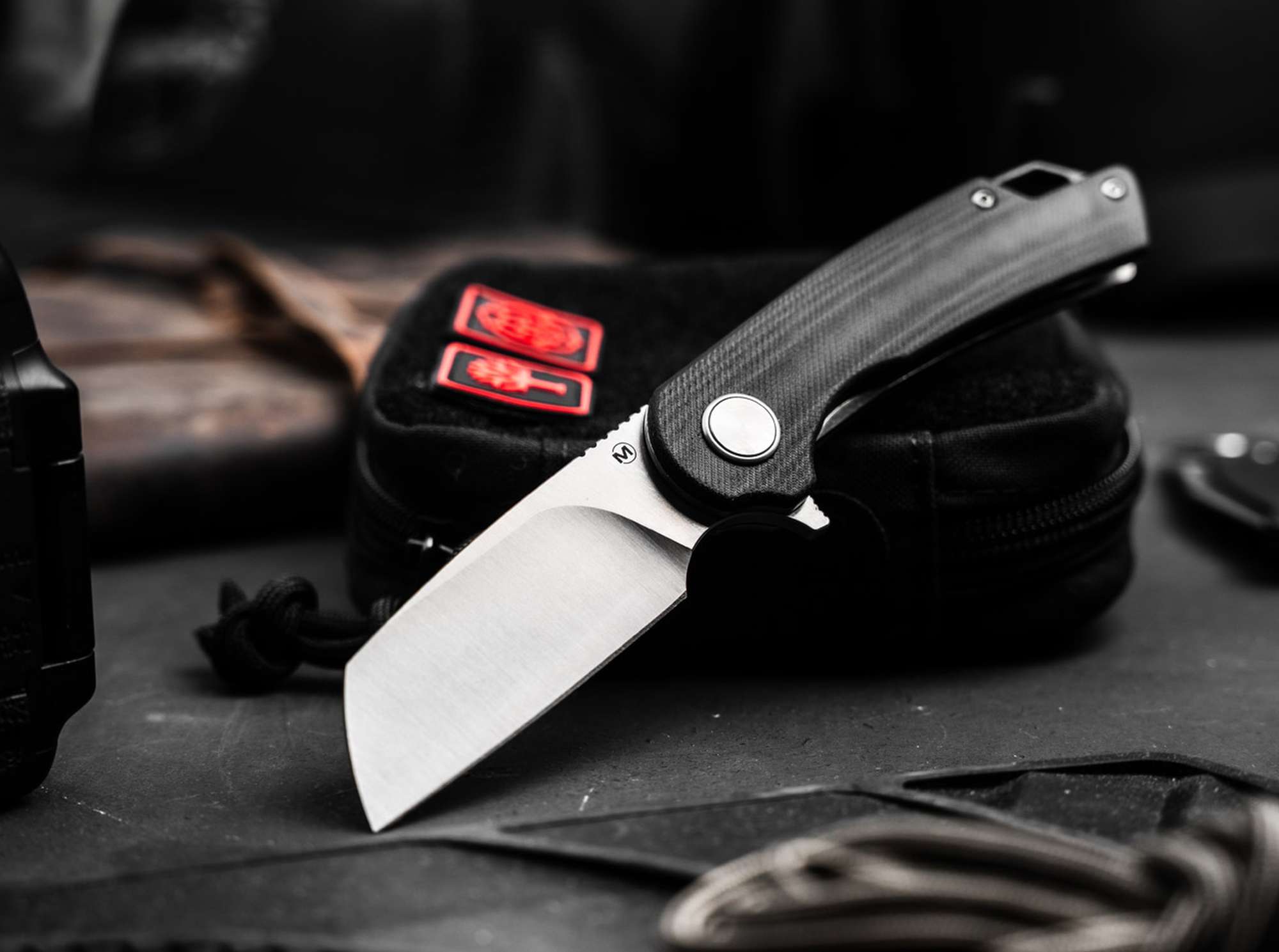 Briceag Magnum Cliff Wharn – Cuțit EDC Modern, Precis și Fiabil