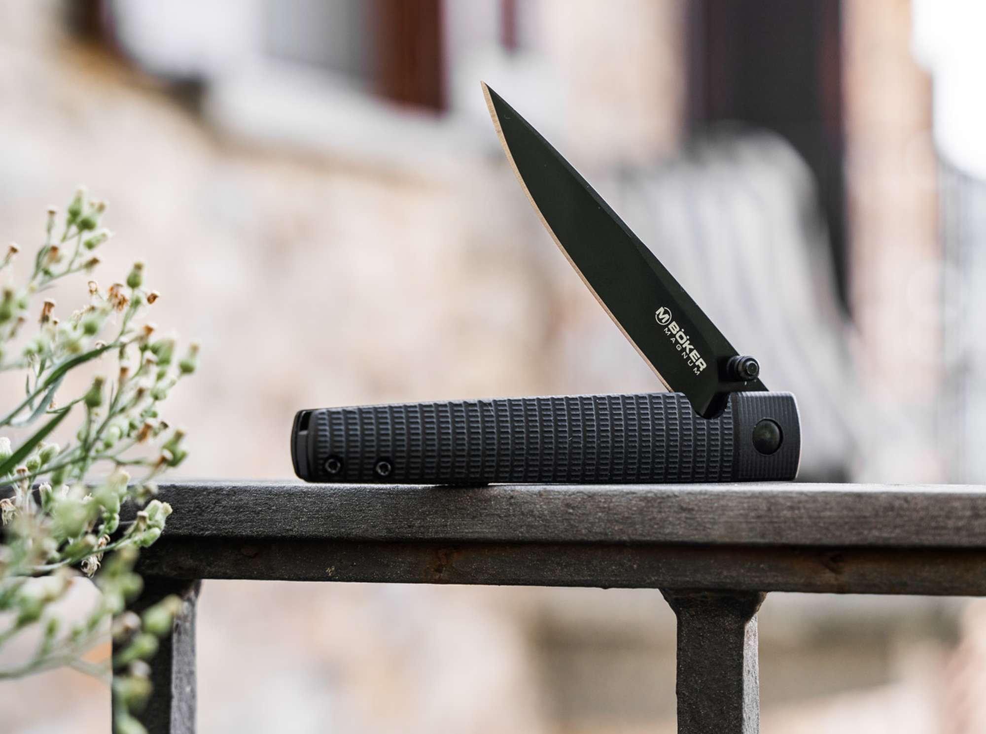 Briceag Magnum Stereo – Cuțit EDC Ușor, Modern și Practic
