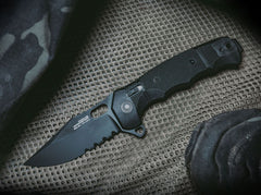 Briceag SEAL XR Serrated USA Made SOG- Lama Serrated, Fabricat in SUA