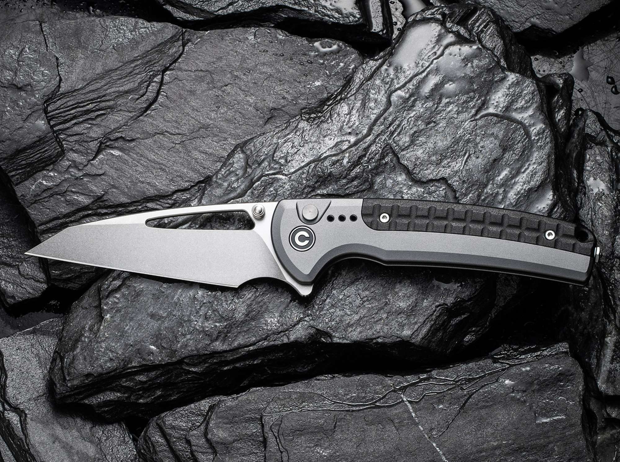 Briceag Sentinel Strike Aluminum Grey & Black CIVIVI- Lama Reverse Tanto, Spărgător Geamuri