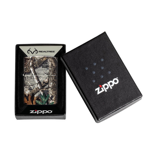 Brichetă Zippo Real Tree - Fiabilitate și Stil Camuflaj Autentic