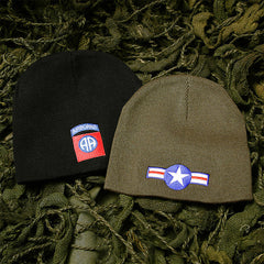 Caciula Beanie 82nd Airborne Negru - Simbol al Curajului și Devotamentului