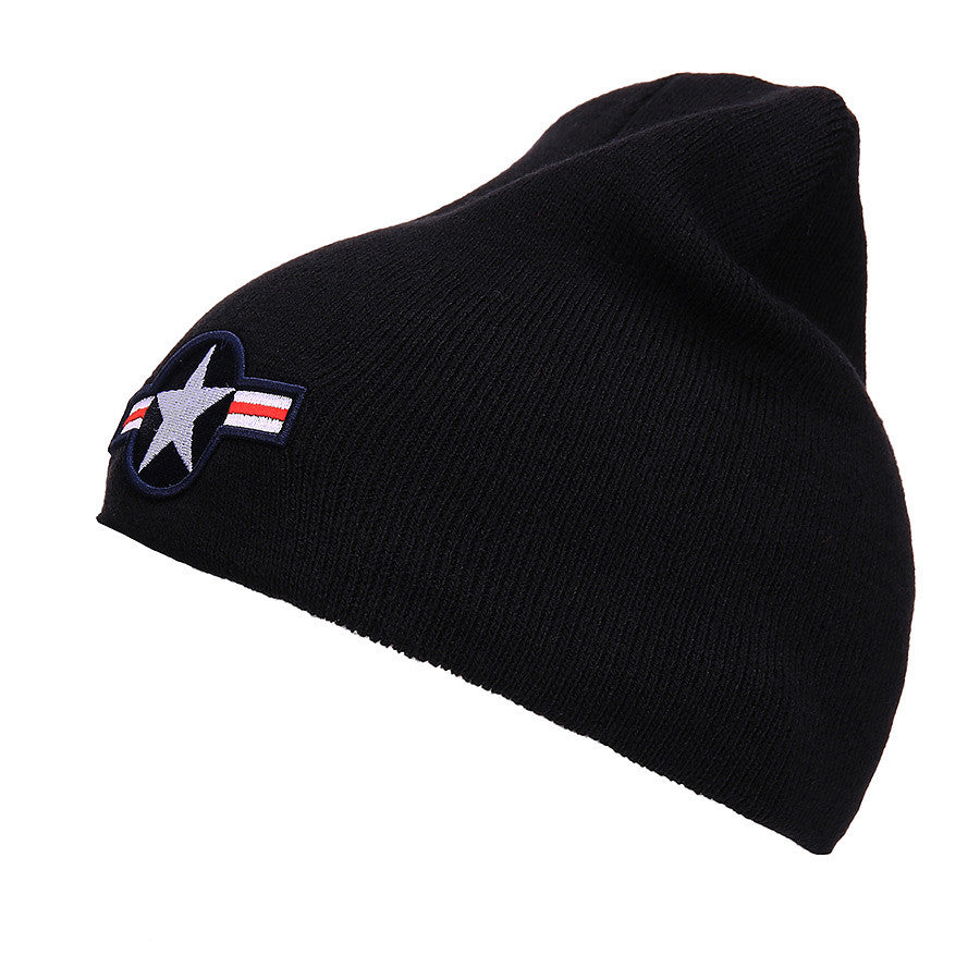 Căciulă Beanie WWII Negru - Căldură Autentică și Stil Tactic