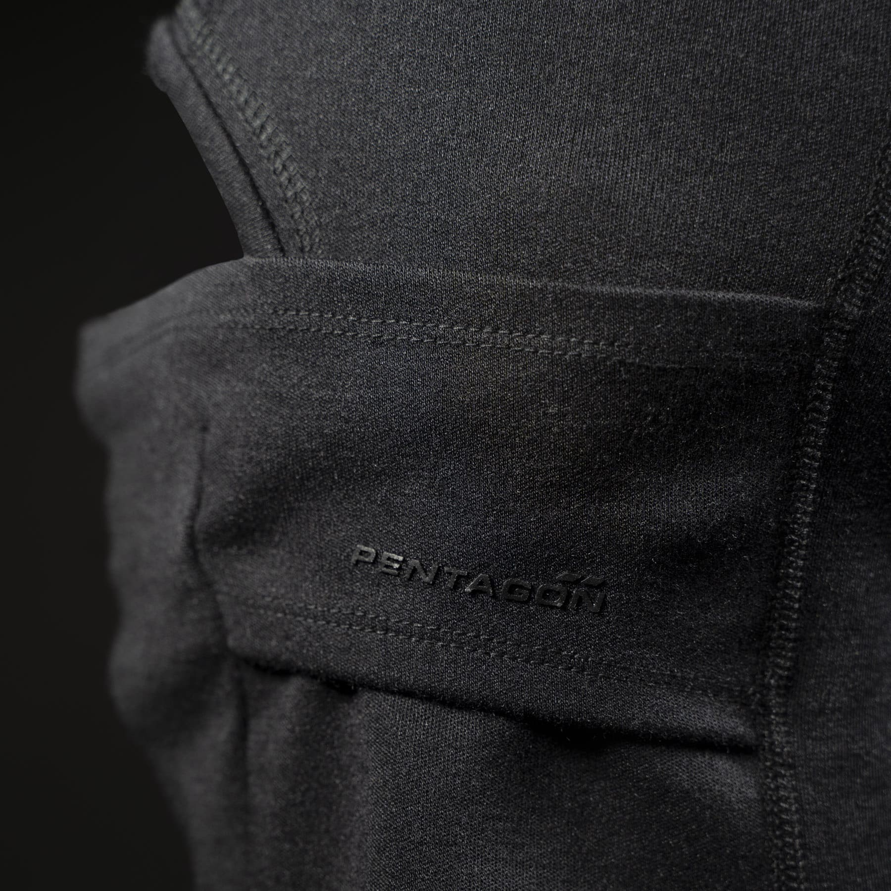 Cagula Eris Nomex® Balaklava Size Pentagon Tactical - Protecție Avansată și Fiabilitate în Condiții Extreme
