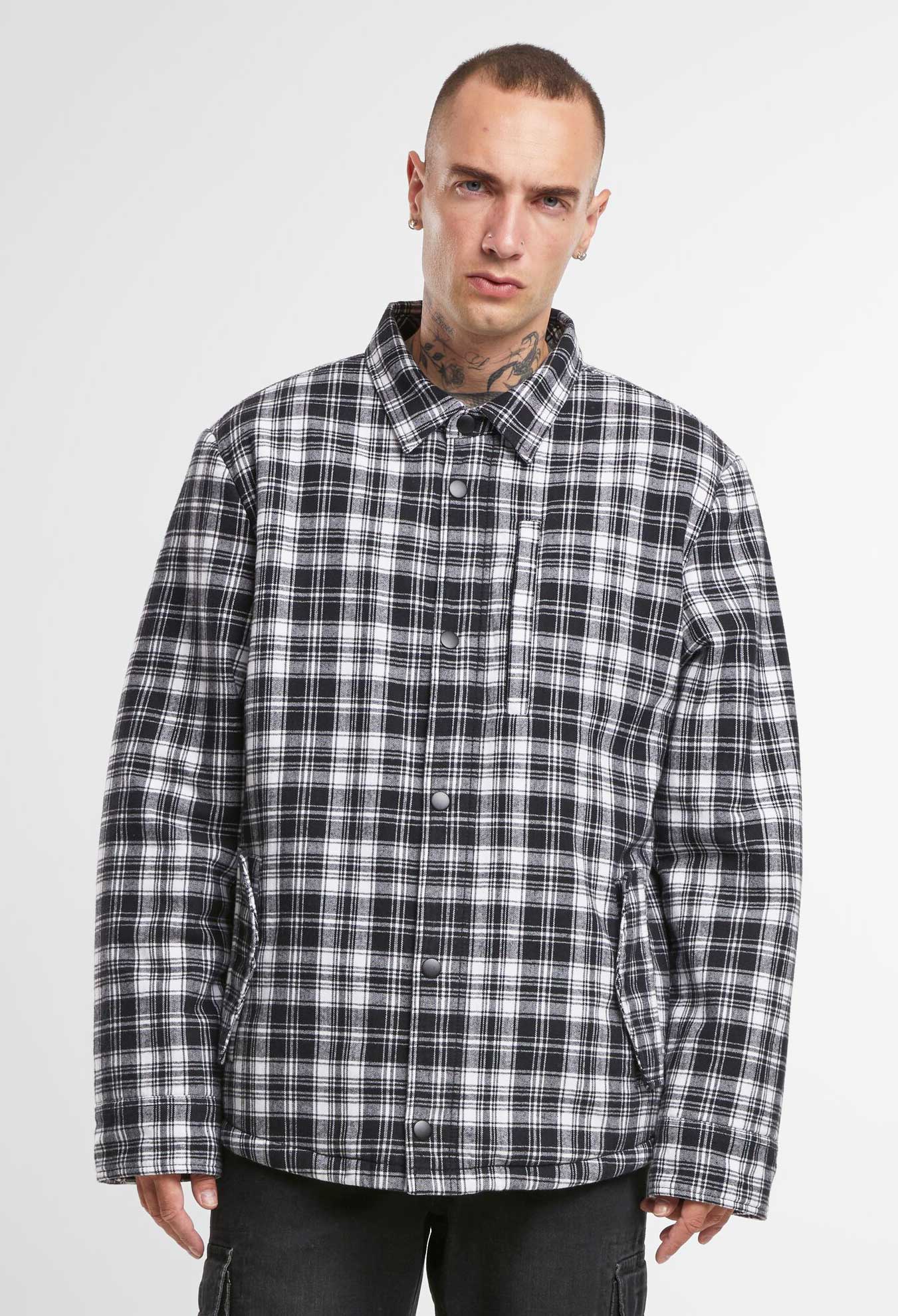 Camasa Classic Sherpa White/Black Brandit - Caldura si Stil Autentic