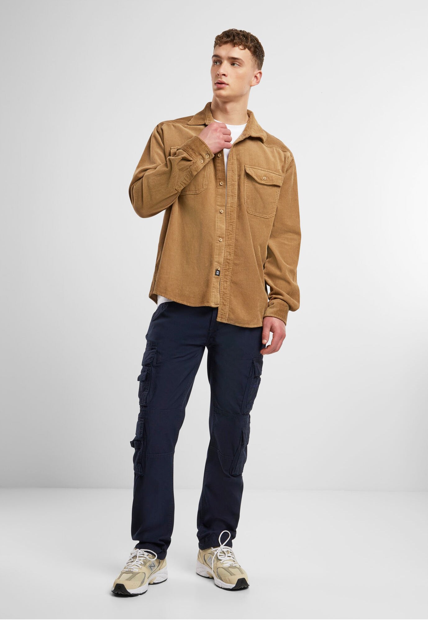 Camasa Corduroy Classic Long Sleeve Camel Brandit - Caldura si Stil Autentic