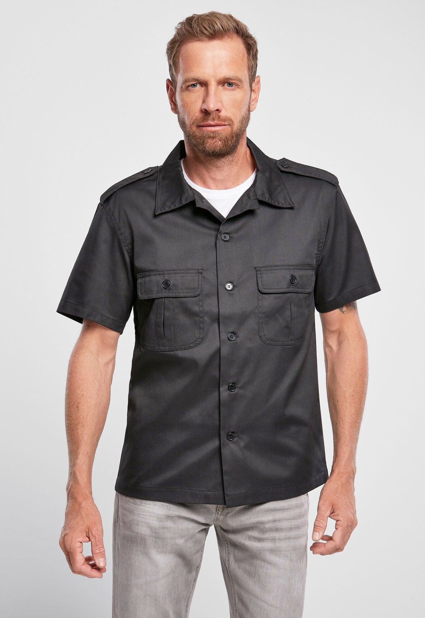 Camasa US Short Sleeve Negru Brandit - Versatilitate si Durabilitate