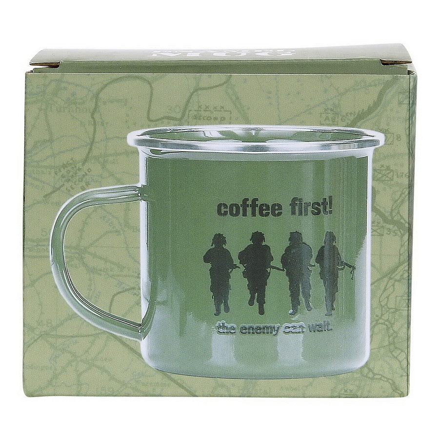 Cană Emaille Mok Coffee First! Verde Fostex - Rezistență și Ritual Matinal