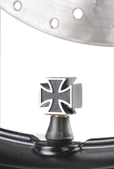 Capace Ventile Iron Cross Louis - Detalii Spectaculoase