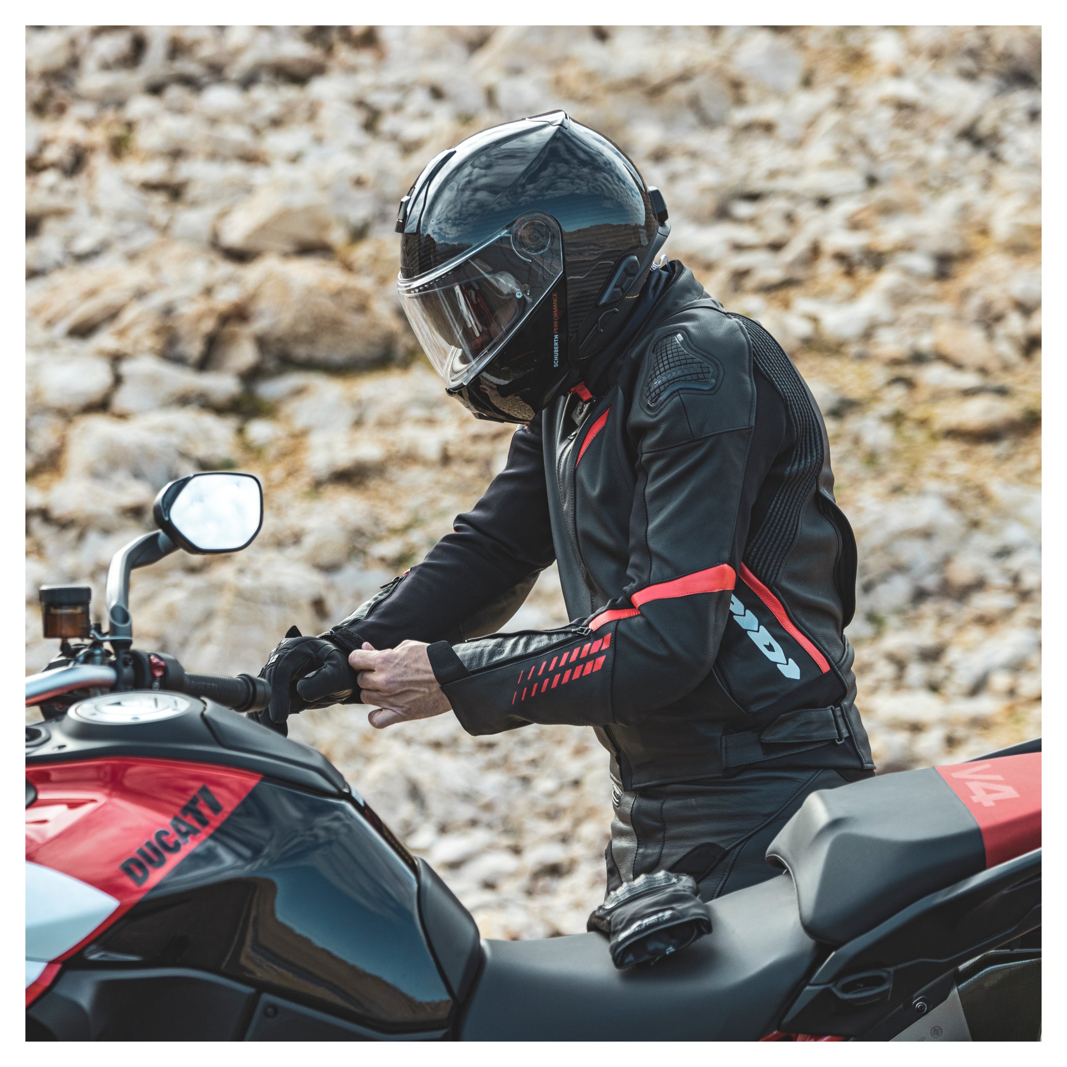 Cască Moto Schuberth C5 Carbon - Ultra-Ușoară, F1 Tehnologie