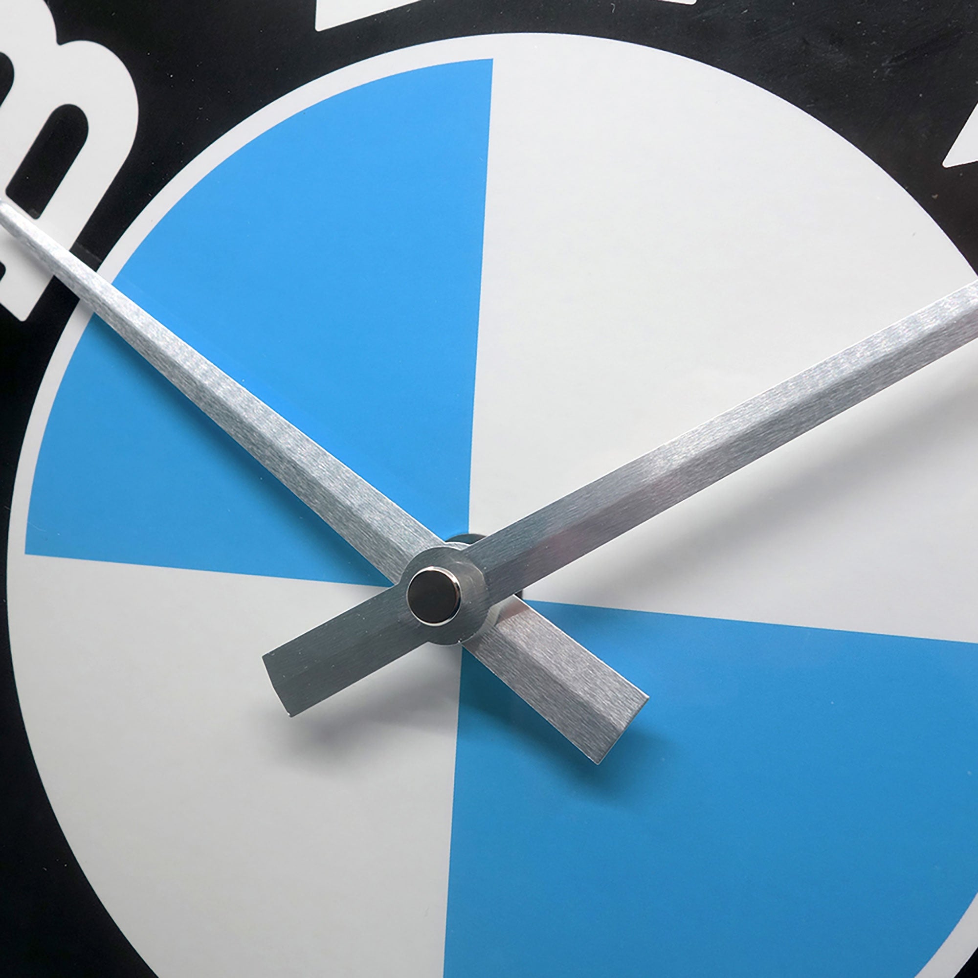Ceas de Perete Retro BMW Logo Louis - Design Vintage, Cuarț