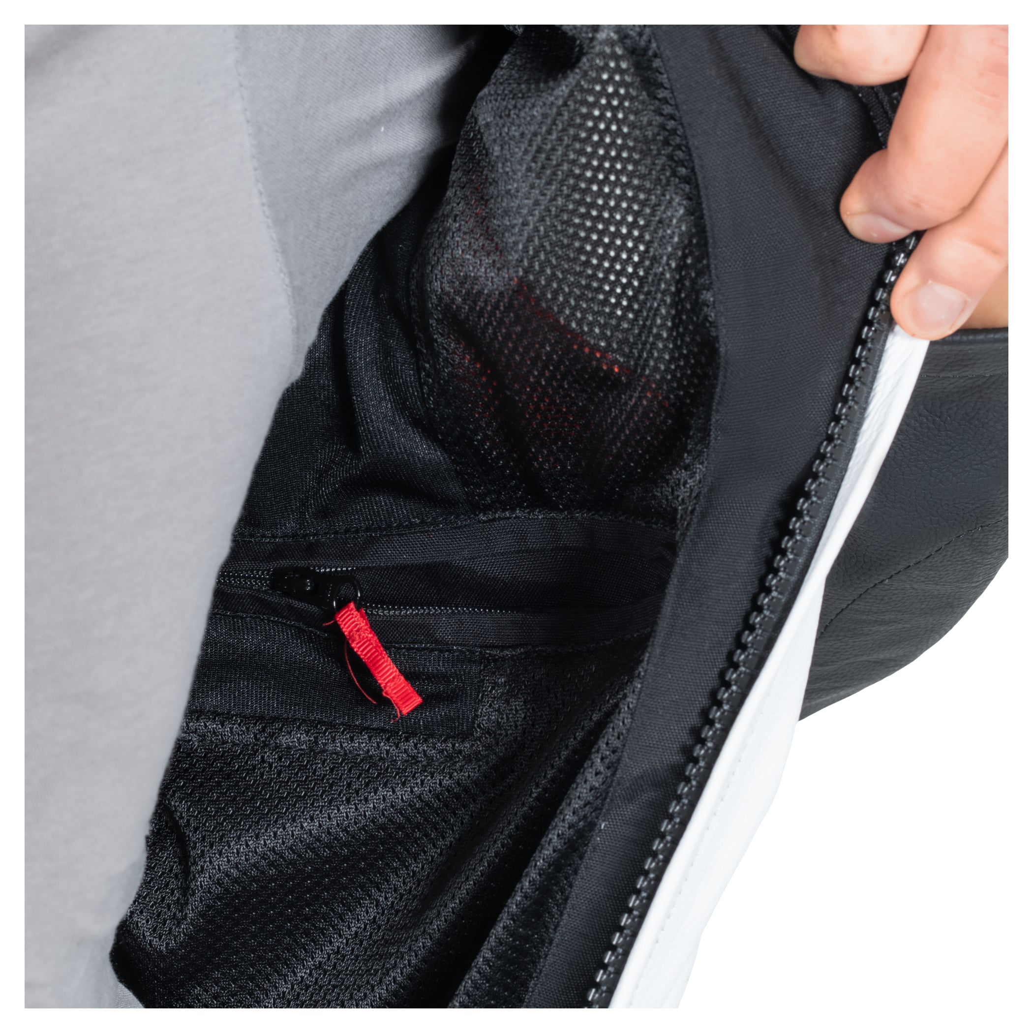 Combinezon Moto Piele Vanucci ART XX - 1 Piesa, Protectii, Perforatii