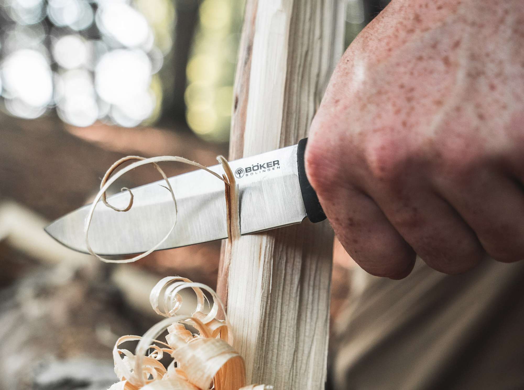 Cuțit Böker Bronco Basic – Bushcraft Autentic, Rezistență Extremă și Control Total