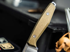 Cuțit Böker Daily Knives AK1 Droppoint MagnaCut Gold – Compact, Premium și Extrem de Performant