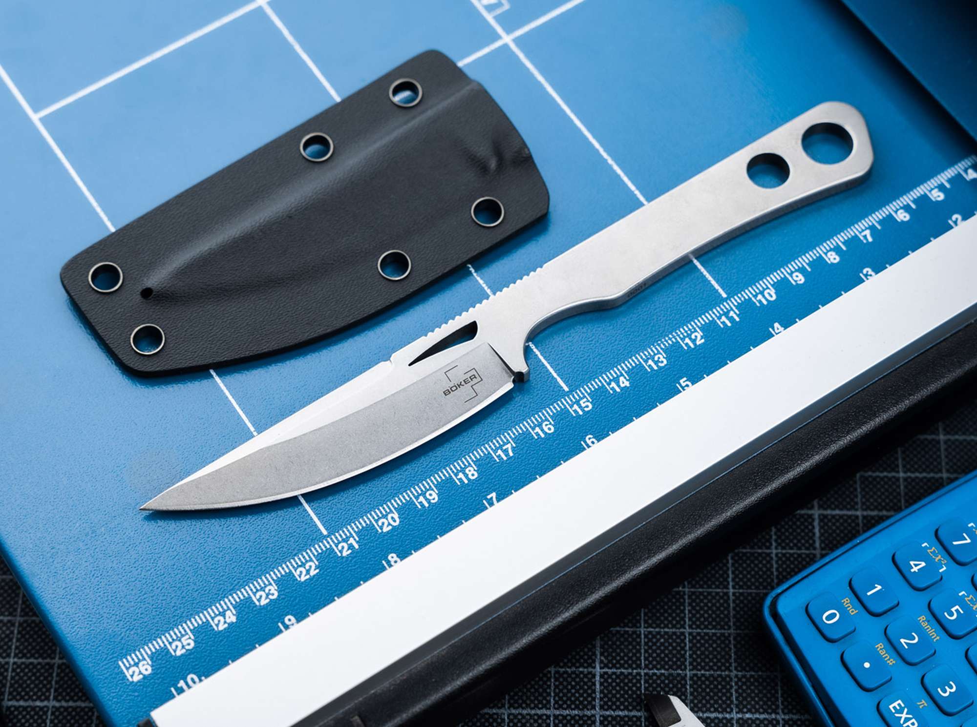 Cuțit Böker Plus Gekai – Compact, Brutal de Solid și Design Industrial